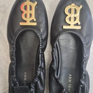 Burberry Black Leather Flats